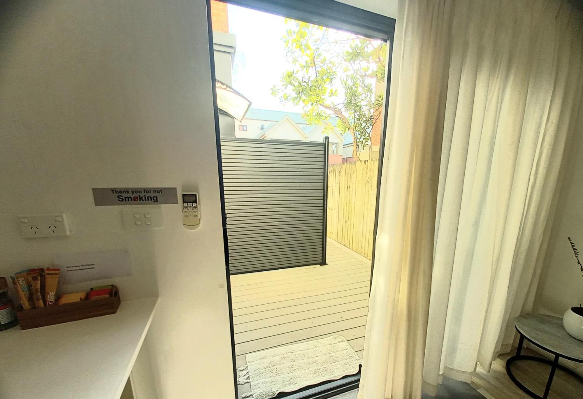 Modern Studio, Minutes To Ferry, City, Cbd *